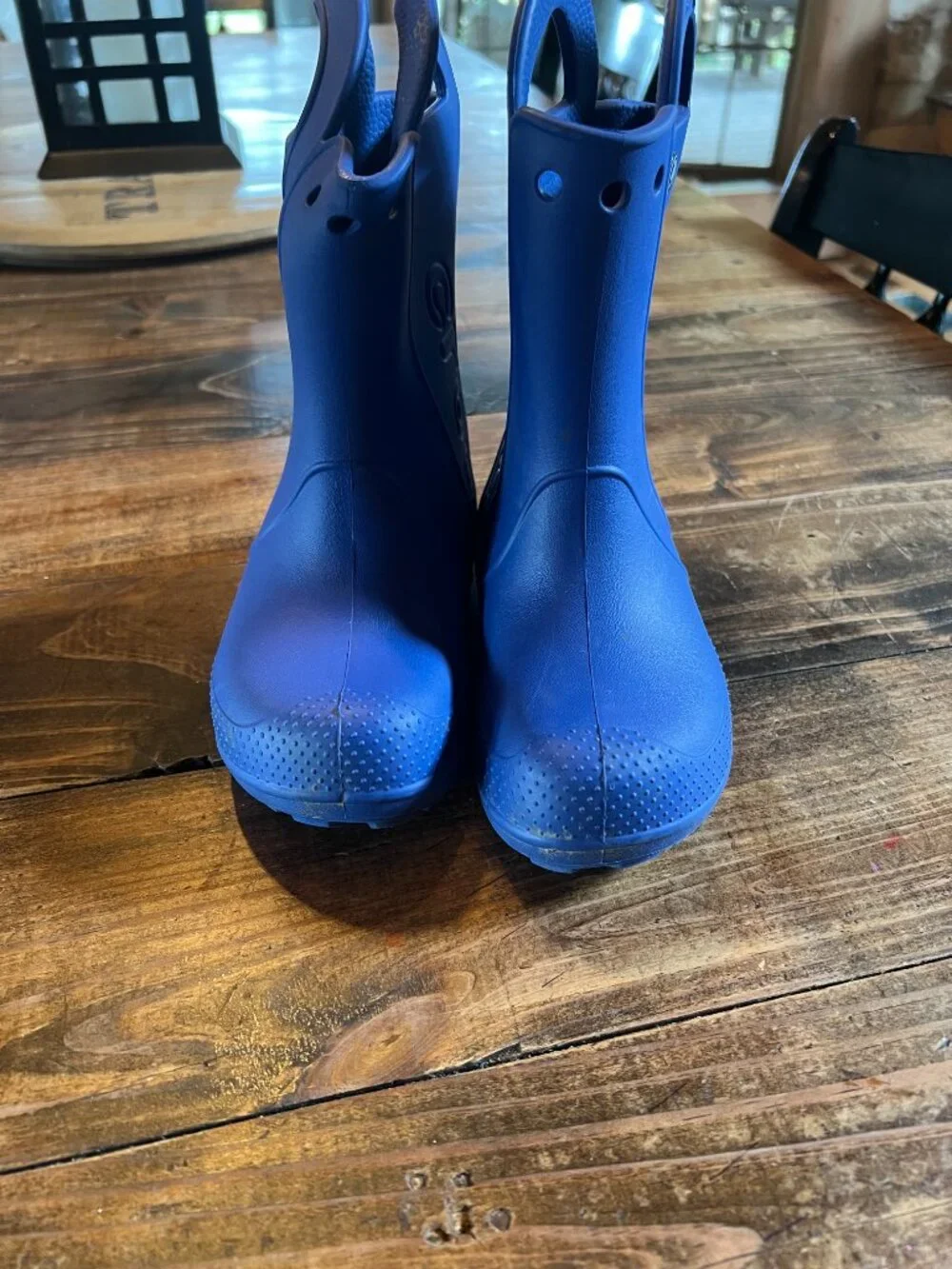 BLUE CROCS SIZE 1